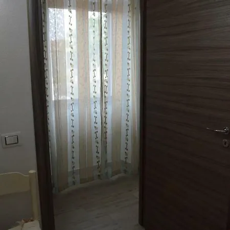 Apartment Vacanza Da Luisa San Giovanni Suergiu