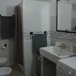 Apartamento Vacanza Da Luisa San Giovanni Suèrgiu